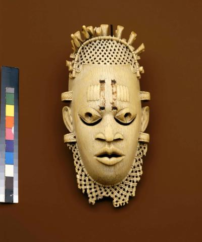 Pendant Mask