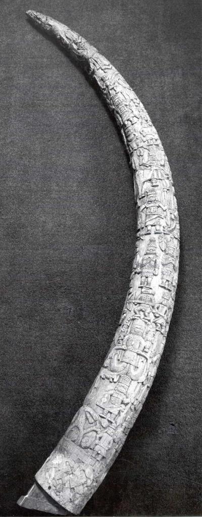 Altar Tusk